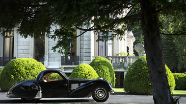 Villa d'Este 2016 - Bugatti Type 57 SC Atalante noir profil