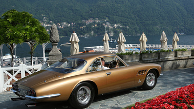 Villa d'Este 2018 - Ferrari 500 Superfast marron 3/4 arrière droit