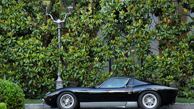 Villa d'Este 2018 - Lamborghini Miura SV noir profil