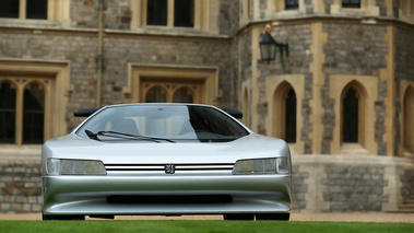 Windsor Castle Concours of Elegance 2016 - Peugeot Oxia gris face avant 2