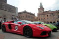 Lamborghini Aventador Roadster LP700-4 rouge 3/4 avant droit