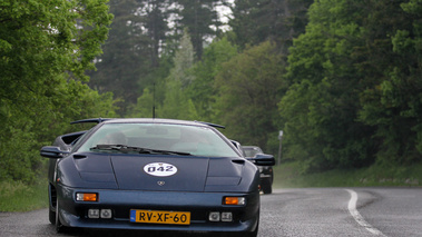 Lamborghini Diablo VT bleu face avant