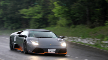 Lamborghini Murcielago Roadster LP650-4 3/4 avant droit filé