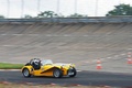 Autodrome Radical Meeting - Caterham Super 7 jaune 3/4 avant droit filé