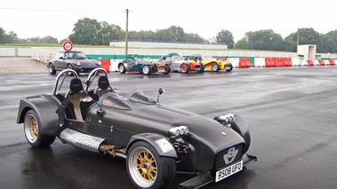 Autodrome Radical Meeting - Caterham Super 7 V8 anthracite 3/4 avant droit