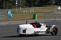 Autodrome Radical Meeting 2012 - Morgan Three Wheeler blanc 3/4 arrière droit