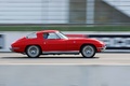 Chevrolet Corvette C2 rouge filé