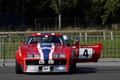 Chevrolet Corvette C3 rouge face avant porte ouverte