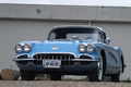 Cars & Coffee Paris - Mars 2012 - Chevrolet Corvette C1 bleu 3/4 avant gauche