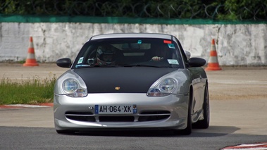 Porsche 996 GT3 gris face avant