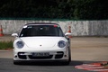 Porsche 997 Turbo Cabriolet blanc face avant