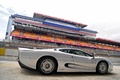 Jaguar XJ220 gris profil