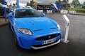 Jaguar XKR-S bleu 3/4 avant droit