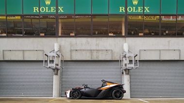 KTM X-Bow R orange/blanc profil