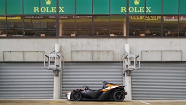 KTM X-Bow R orange/blanc profil