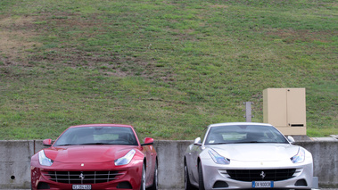 Ferrari Finali Mondiali 2011 - Mugello - FF rouge & FF grise face avant