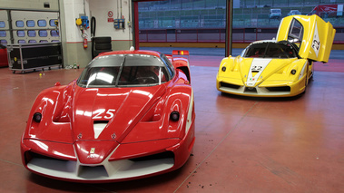 Ferrari Finali Mondiali 2011 - Mugello - FXX rouge & FXX jaune