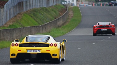 GT Prestige 2012 - Montlhéry - Ferrari Enzo jaune face arrière