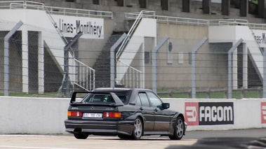 GT Prestige 2012 - Montlhéry - Mercedes E190 EVO II noir 3/4 arrière droit