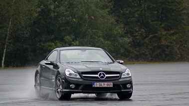 GT Prestige 2012 - Mercedes SL65 AMG noir 3/4 avant droit