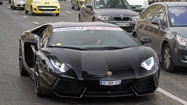 NFS Most Wanted 2012 - Lamborghini Aventador LP700-4 noir face avant