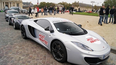 NFS Most Wanted 2012 - McLaren MP4-12C gris 3/4 avant droit