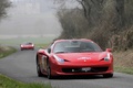 Ferrari 458 Spider rouge 3/4 avant droit