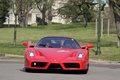 Ferrari Enzo rouge face avant