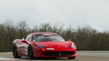 Rallye de Paris GT 2012 - Ferrari 458 Challenge rouge 3/4 avant droit filé