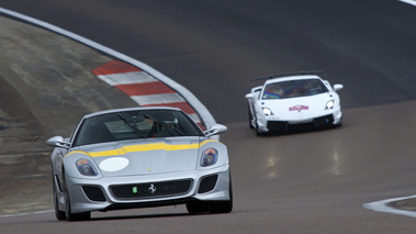 Rallye de Paris GT 2012 - Ferrari 599 GTO Historique face avant penché