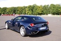 Rendez-Vous Ferrari à Montlhéry 2011 - Ferrari FF bleu 3/4 arrière gauche