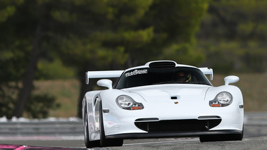 Roulage circuit Paul Ricard HTTT - Le Castellet - Porsche 996 GT1 Straßenversion blanc face avant 2