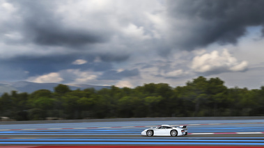 Roulage circuit Paul Ricard HTTT - Le Castellet - Porsche 996 GT1 Straßenversion blanc filé