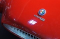 Alfa Romeo Conrero rouge logo capot