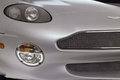Aston Martin DB7 Vantage gris phares avant