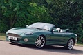 Aston Martin DB7 Vantage Volante vert 3/4 avant gauche penché