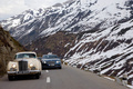 Bentley Continental R blanc face avant travelling