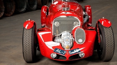 Bentley  R-Type Petersen 6½-Litre Supercharged Road Racer, rouge, face