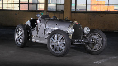 Bugatti 37/35B gris 3/4 avant droit