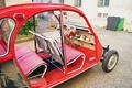 Citroën 2CV Google rouge intérieur