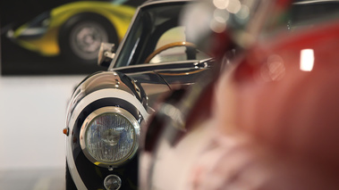 Musée Ferrari - 250 GT SWB bleu phare avant