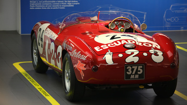 Musée Ferrari - 375 MM rouge 3/4 arrière gauche