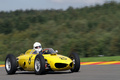 Ferrari 156 jaune 3/4 avant droit filé