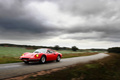 Ferrari 246 GT Dino rouge 3/4 avant gauche filé