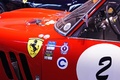 Ferrari 250 GTO rouge logos aile avant