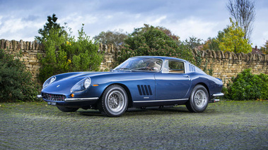 Ferrari 275 GTB/4 bleu 3/4 avant gauche