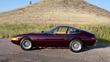 Ferrari 365 GTB4 Daytona, aubergine, profil gch, Italian Barn find