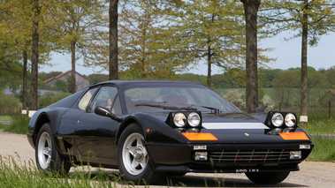 Ferrari 512 BBi noir 3/4 avant droit 3