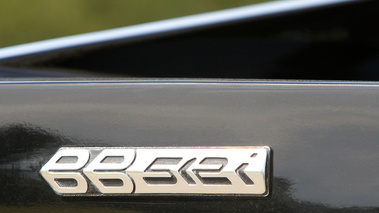 Ferrari 512 BBi noir logo capot moteur