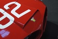 Ferrari monoplace rouge logo capot